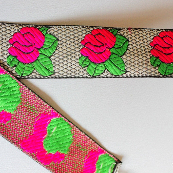 Black And White Lace With Fuchsia Pink Rose And Green Leaves Floral Trim, Approx. 47mm wide