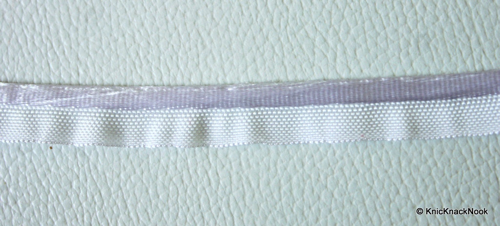 White Lace Trim With Shining White Piping, Approx. 11 mm wide