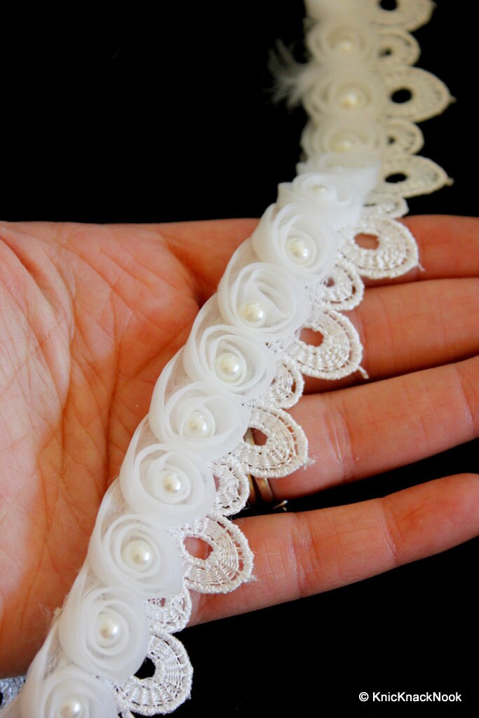 9 x White Rose With Pearl Flower And Crochet Leaves Lace Trim, Approx. 30mm Wide, Wholesale Indian Sari Trim